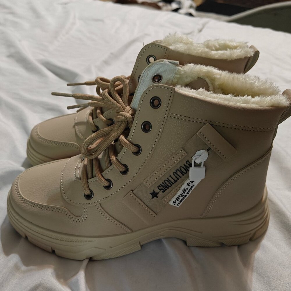Evolution Women's Beige/Tan Boots. Size 8 1/2. Brand New in Box